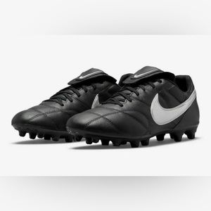 Brand new Nike Premier II FG Off Noir Metallic Silver Black soccer cleats